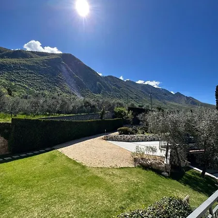 Campiano B Semesterbostad Malcesine